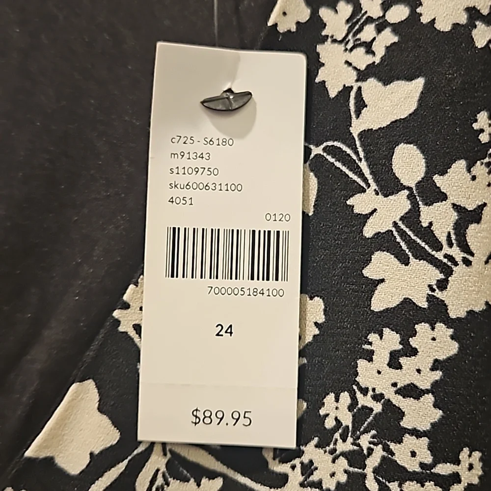 Lane Bryant V-neck, black & white floral, midi pleated dress, size 24 - Picture 4 of 4